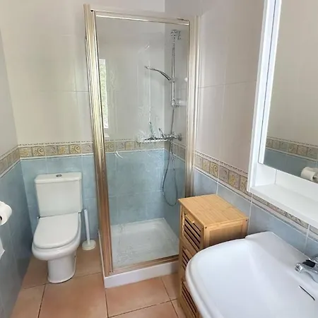 6 Person House With Private Pool And Garden 別荘 Trebeluger